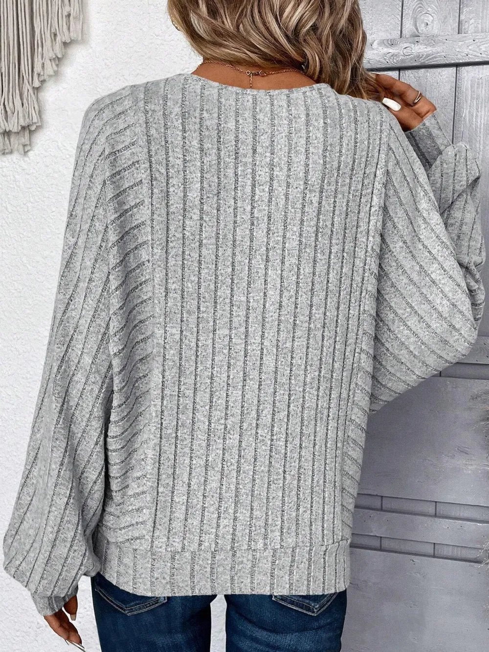 Round Neck Batwing Sleeve Sweater