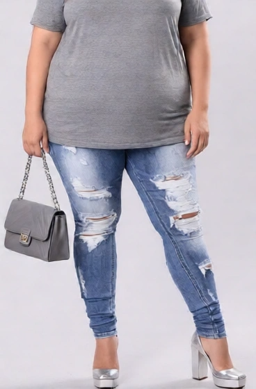 Distressed Skinny Jeans